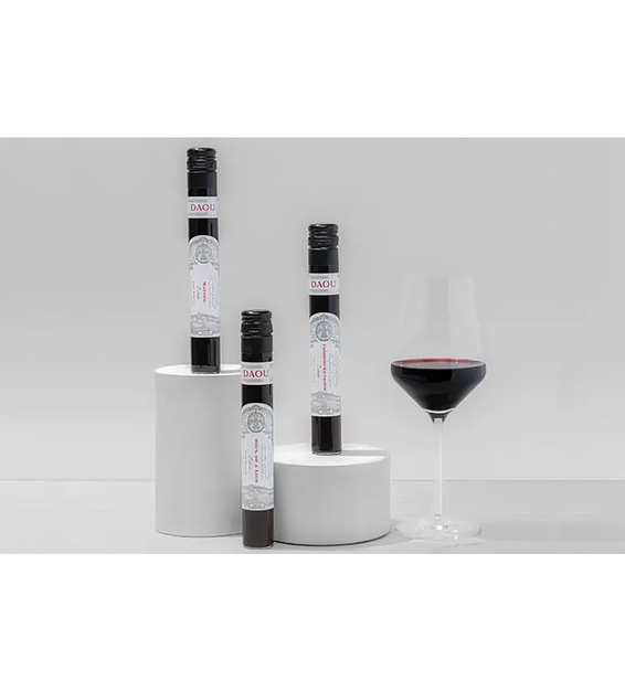 Daou EstateBy the Glass Gift Set